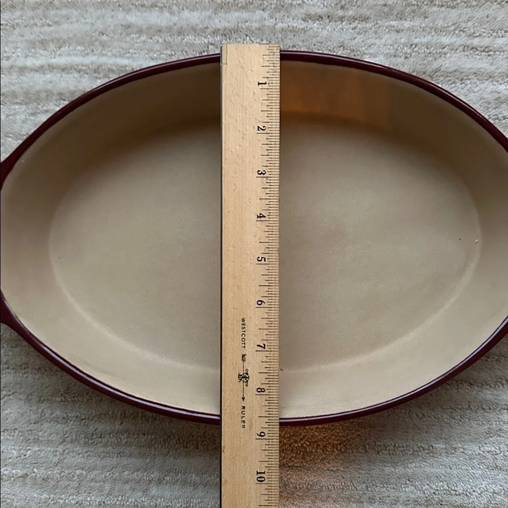 Like New PAMPERED CHEF Family Tradition Stoneware Oval Baker Casserole Cranberry